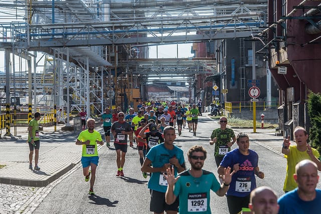 Semi marathon de Usti nad labem: traversée de l'usine