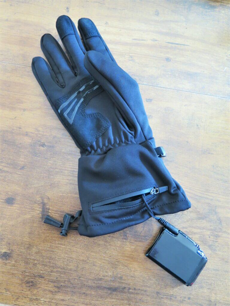 Gants chauffants G-Heat: paume avec système silicone antidérapant et poche de rangement de la batterie au niveau du poignet