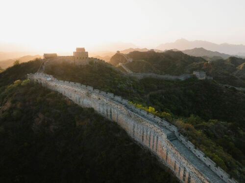 La Grande Muraille de Chine : nouveau champ de bataille pour les stars du trail mondial