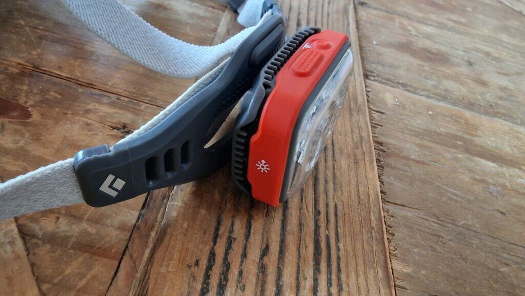 La technologie PowerTap™ offre un contrôle tactile du faisceau un simple tapotement sur le côté de la lampe pour passer d’une intensité à l’autre