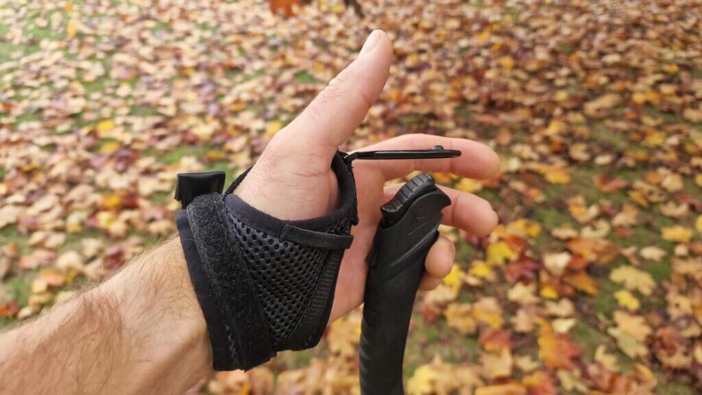 Système facile et rapide de détachement des gantelets