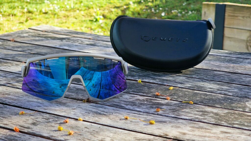 L’un des gros points forts des Demetz Suit : le mono-écran