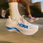 HOKA SkywardX2- homme qui court