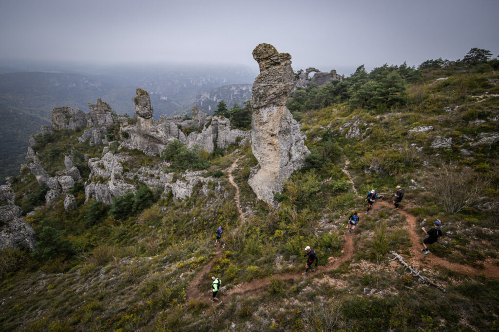 Les lieux mythiques des Templiers : Les Corniches du Rajol, le plus beau panorama