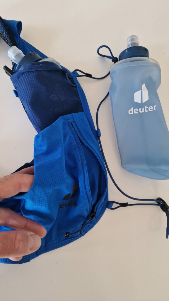 Poches sur bretelles en accès ouvert et zippée