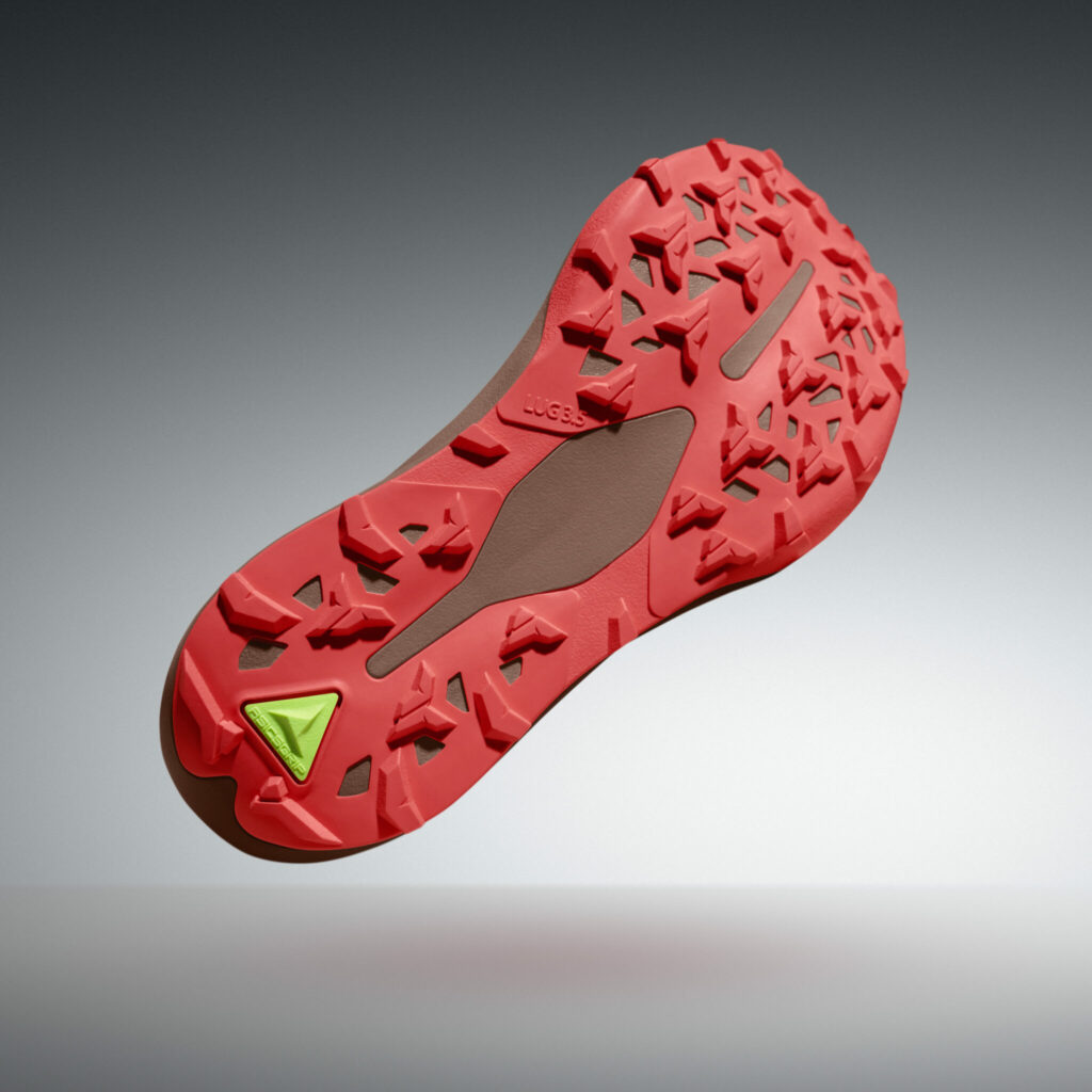 Une semelle extérieure ASICSGRIP avec des crampons de 3,5 mm