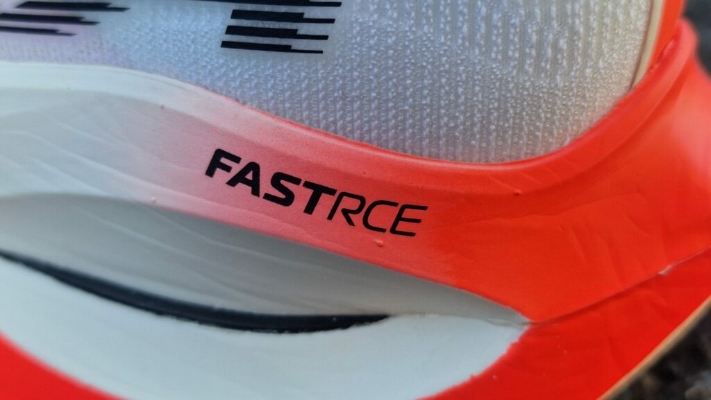 Une Altra Vanish Carbon 3 équipée d'une mousse FAST RCE
